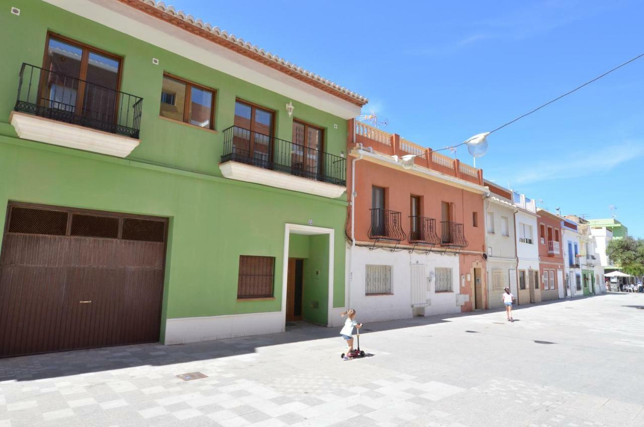 The Green Townhouse In Denia Centre By Nras Exterior photo